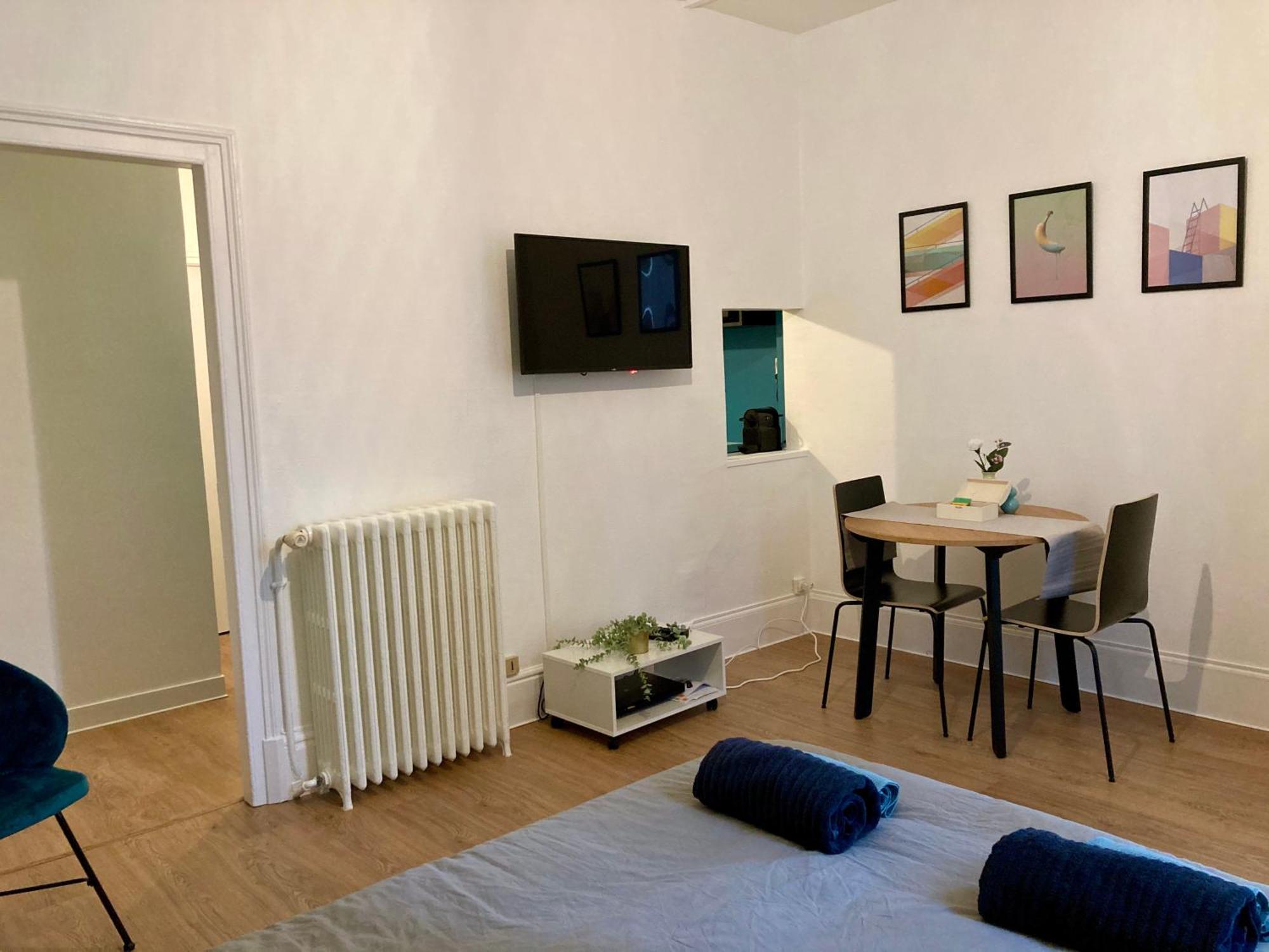 Apartament T1 Le Pastel Parking Netflix Wifi Gare Évreux Zewnętrze zdjęcie